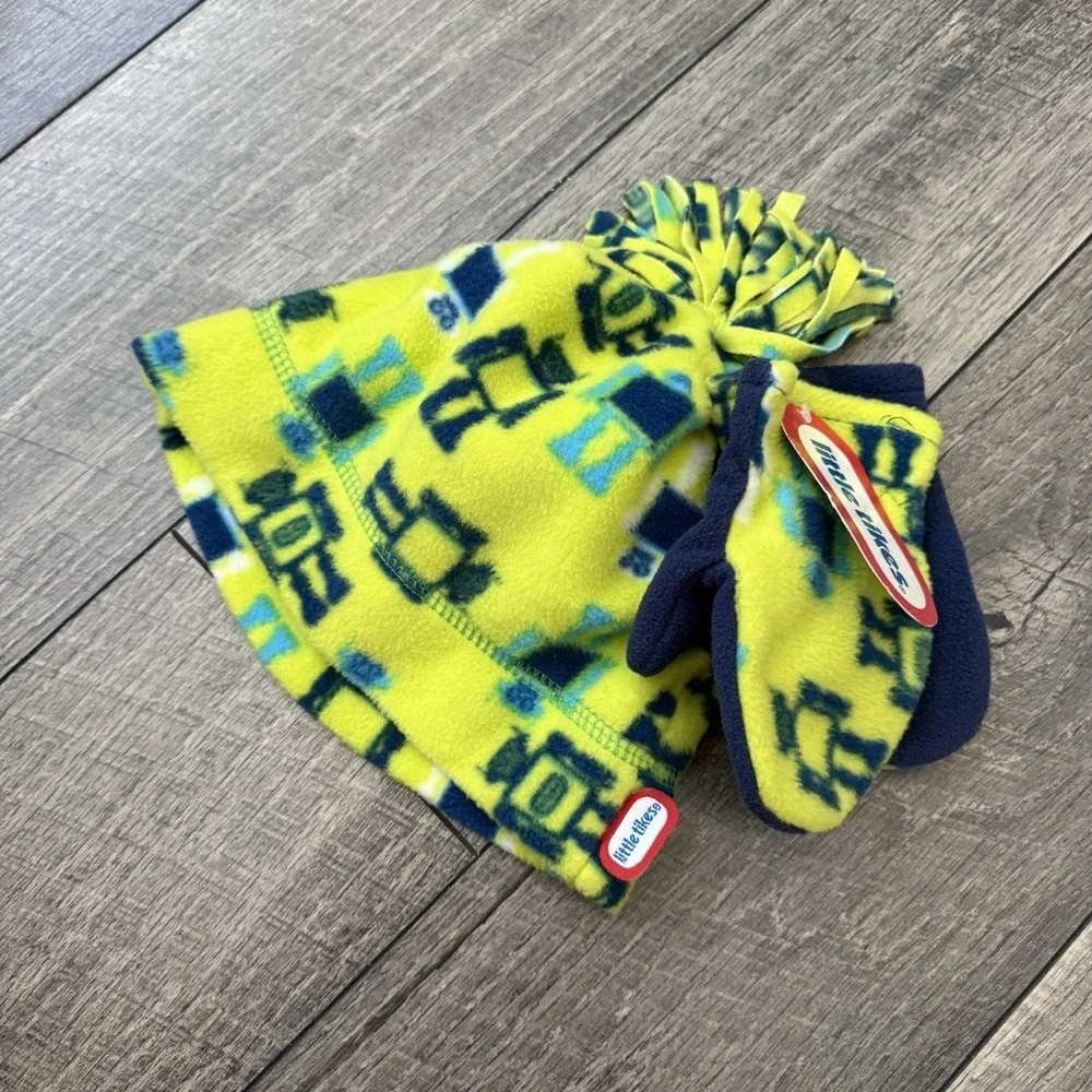 NWT Little Tikes Kids Fleece Beanie Mittens Set Robot Print Neon Green Blue OSFA